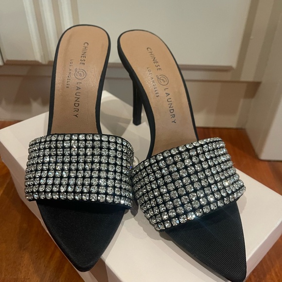 Chinese Laundry Jeepers Black Rhinestone Heels - Picture 3 of 9